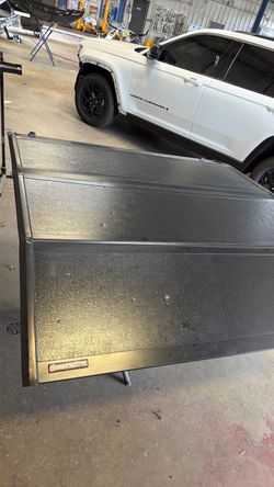 BAKFlip Hard Folding Truck Bed Cover