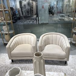 Accent tables available /same day delivery 🚚