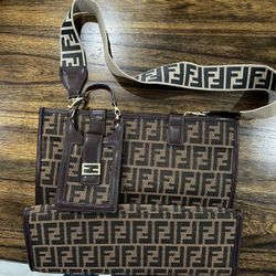 Fendi Shoulder Bag Monogram With Phone Pruse