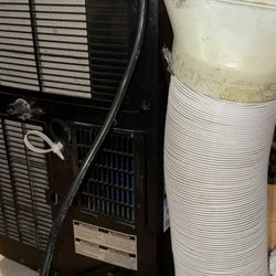 Portable LG 12,000 BTU Air Conditioner 