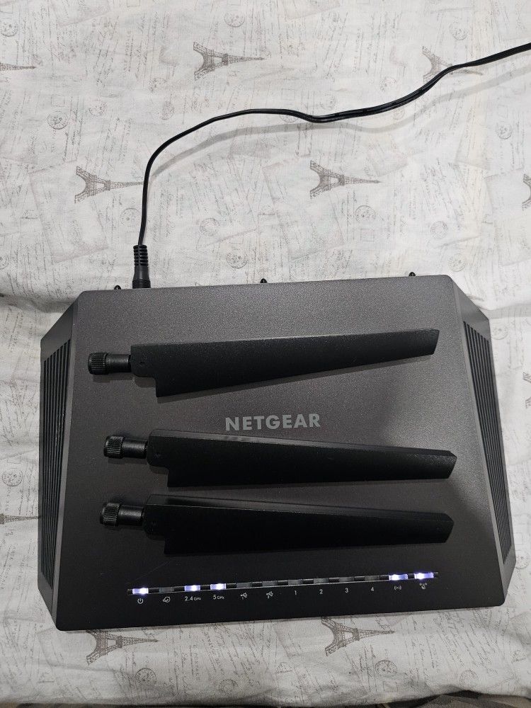 NETGEAR nighthawk Ac2300