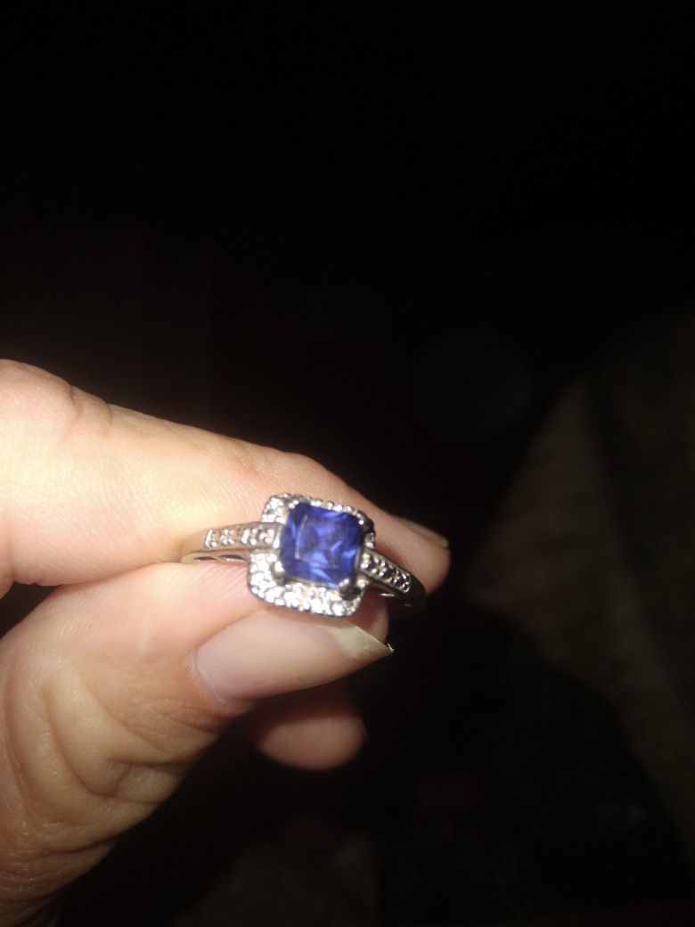 Sapphire Diamond Ring 10k White Gold