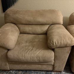 Oversized Chairs And Ottoman 
