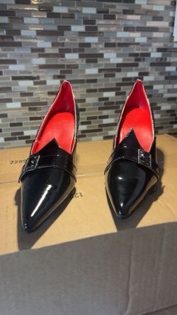 Witch Shoes Size 7-8