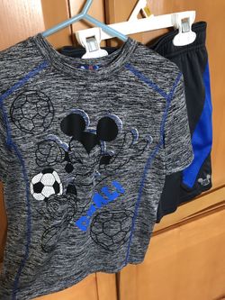 Boys Disney soccer outfit sz5/6