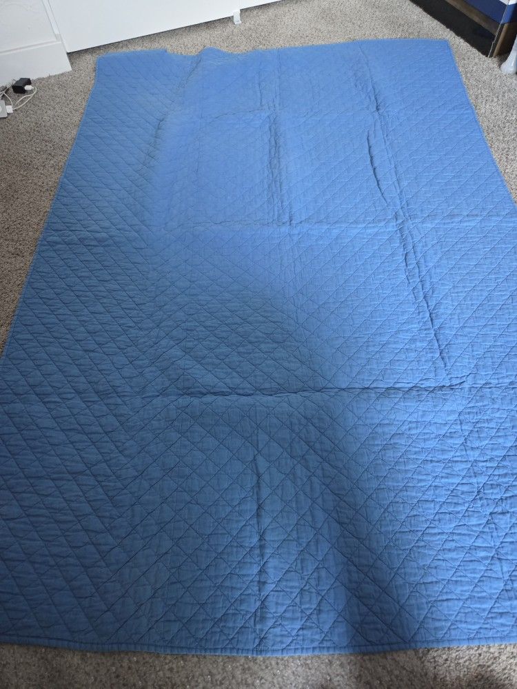 Lillian Vernon Quilt Blue & Green 66" X 46" Cotton & Polyester