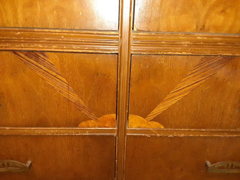 Vintage 1930's Art Deco Dresser With Mirror - Sunburst Veneer - Solid Wood