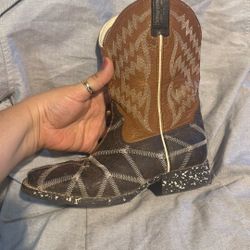 Boys Ariat Sz 2 Boots 