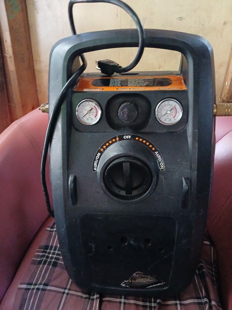 1 1/2 Gallon Air Compressor