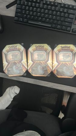 Pokémon tins