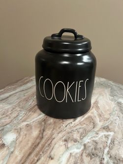 Rae Dunn Jar