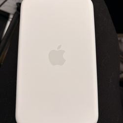 Apple Air Charging Pack