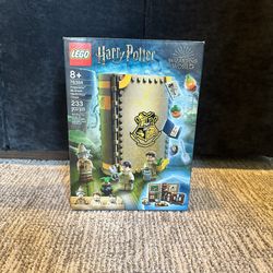LEGO Harry Potter Hogwarts Moment: Herbology Class