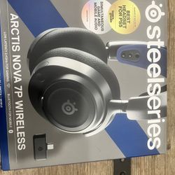 NEW  Steelseries Arctic Nova 7P Wireless (Bluetooth)Gaming Headset 