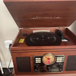 Victrola 6 In 1 Player