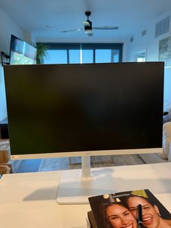MSI Computer Monitor White & LG Ultragear 24 & 27 in