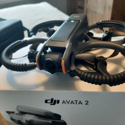 DJI Avata 2 Fly More Combo with Three Batteries, RC Motion and Controller