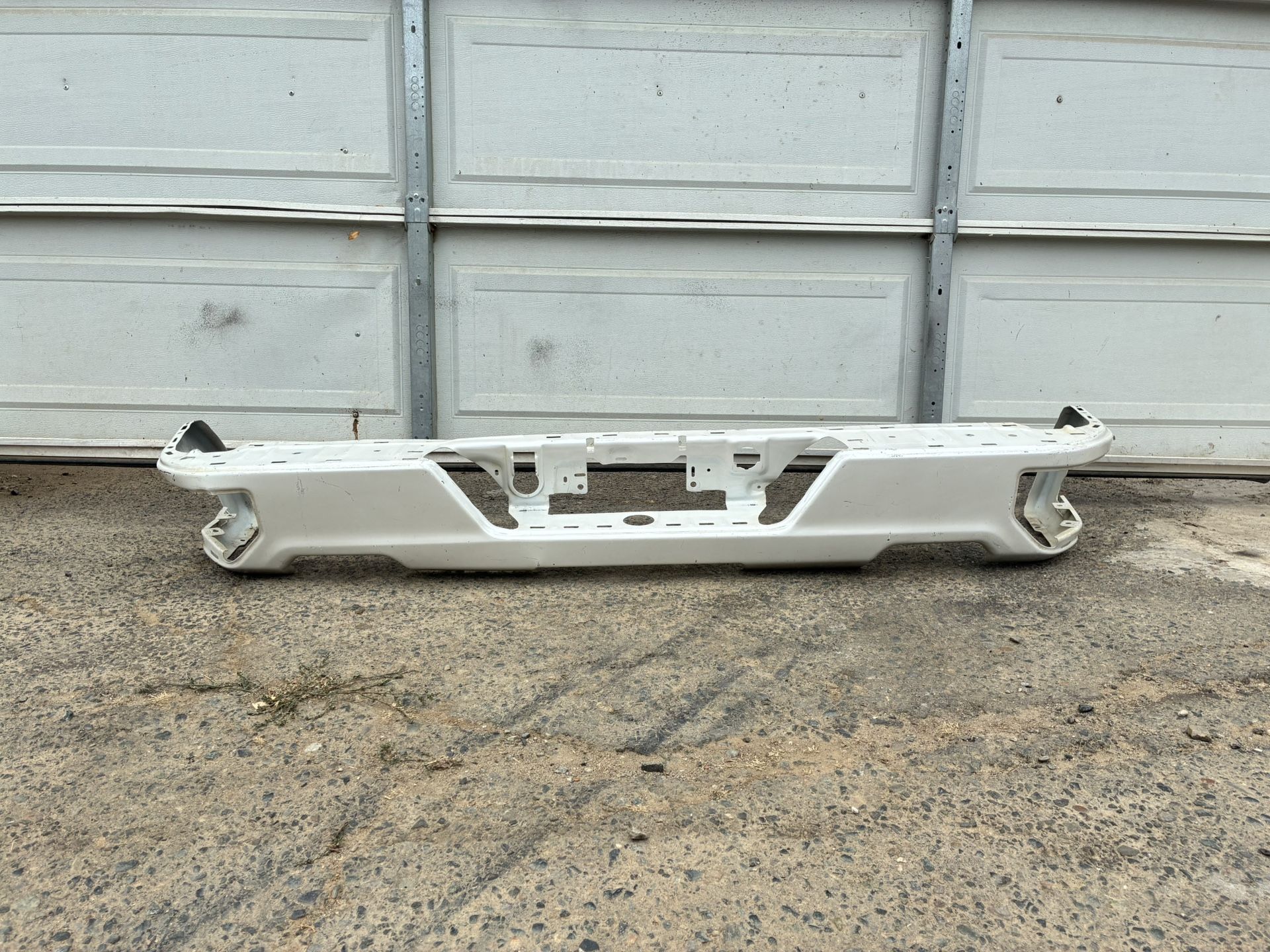 2019-2023 Chevy Silverado 1500 GMC Sierra 1500 Rear Bumper Assembly paintable OEM 
