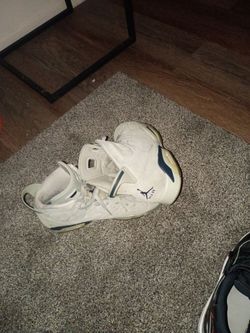 Men's shoes size 10 and 10.5