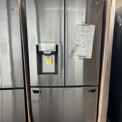 NEW IN BOX LG FRENCH STYLE REFRIGERATOR STAINLESS STEEL 