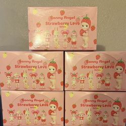 Sonny angels strawberry love series