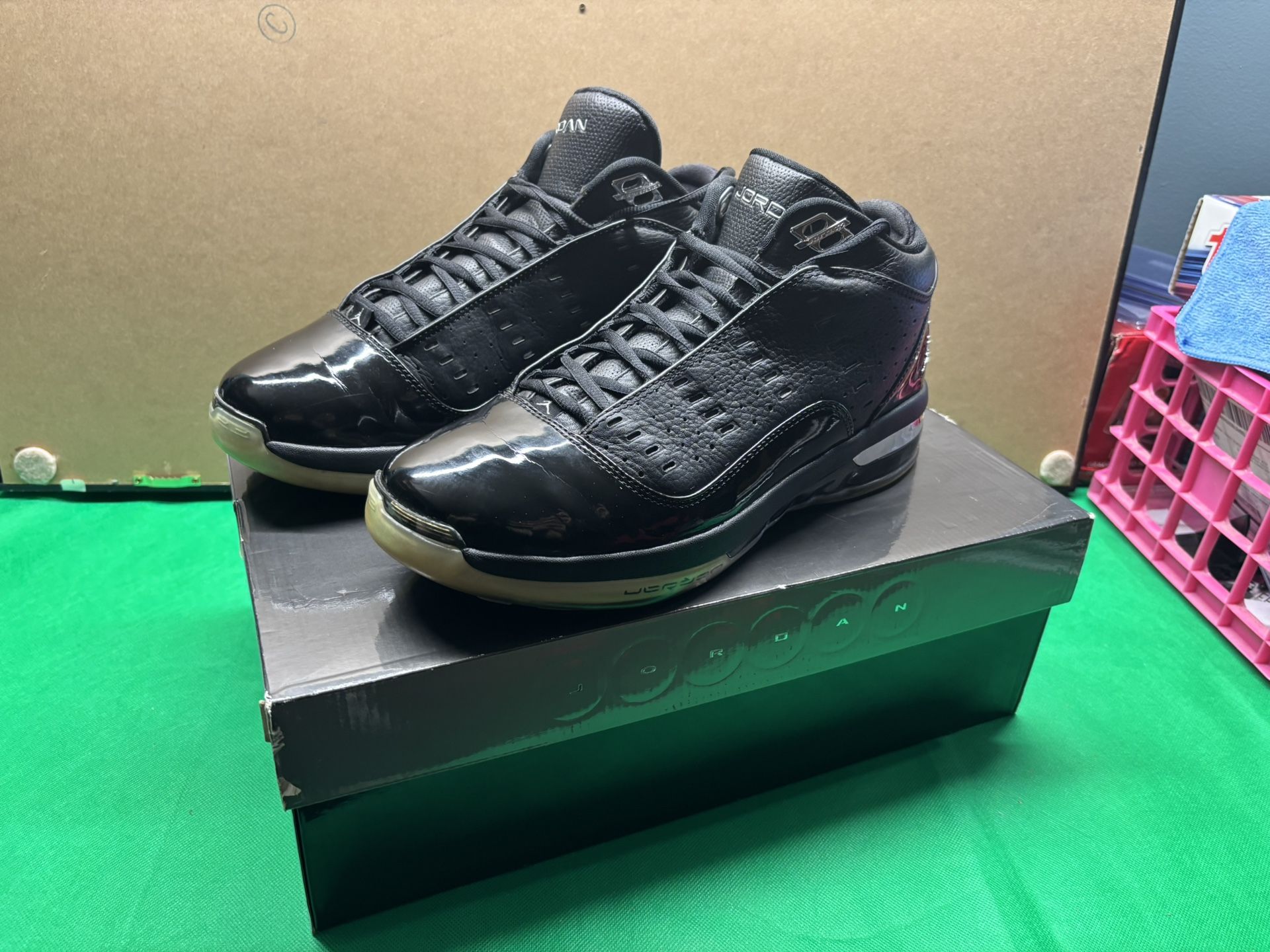 Jordan One6One7 Black Rare (2010)