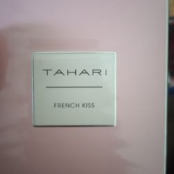 tahari French kiss