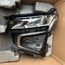 New 21-24 Chevy Tahoe/Suburban Left Driver Side Led Headlight Genuine