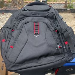 Kroser Travel Laptop Backpack 