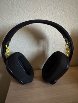 Gaming headset