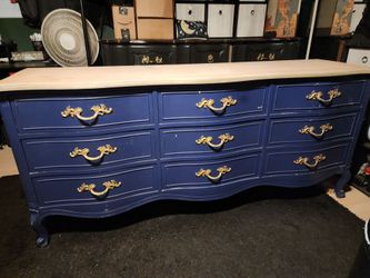 Drexel french provincial dresser