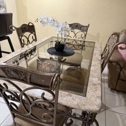 Dining Room Set With Glass Top Table And 4 Chairs 