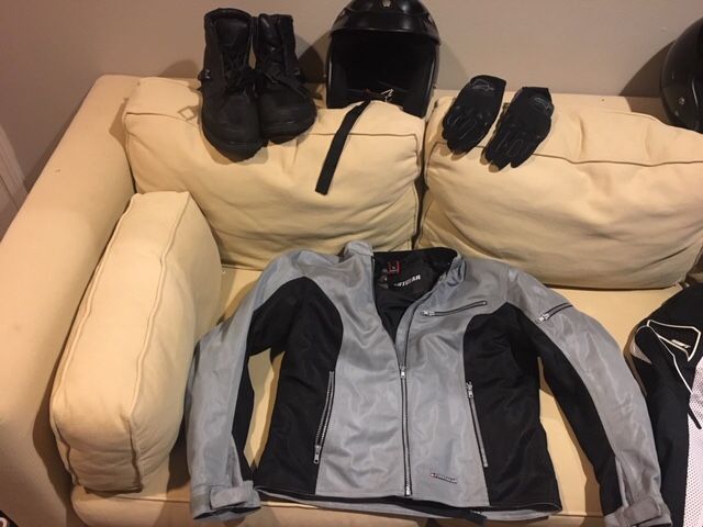 Motorcycle gear (men’s and women’s sets)