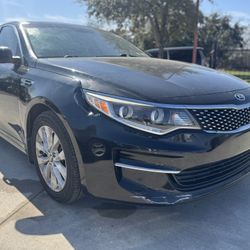 2016 Kia Optima!! Financiamiento En Casa