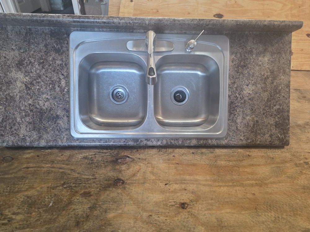 Sink Basin/Counter Top