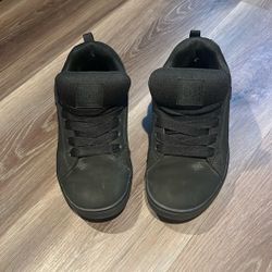 DC Shoes Size 5.5