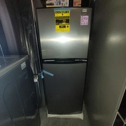Refrigerator Avanti