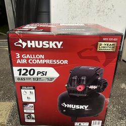 Husky 3 Gal. 120 PSI Portable Electric Oil-Free Light Duty Pancake Air Compressor with Fold Down Handle and 1-Quick Coupler