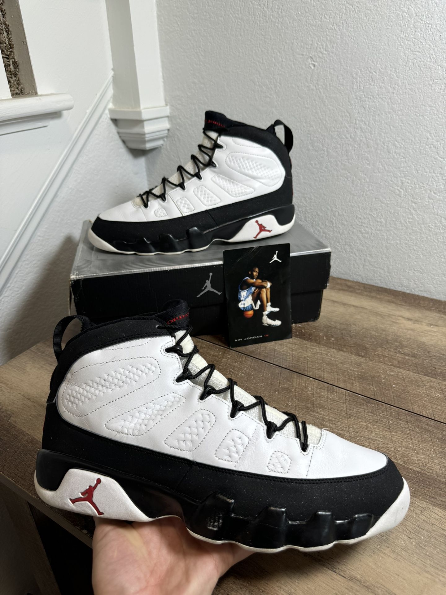 Air Jordan Retro OG White Black Red Size 15 302370 101