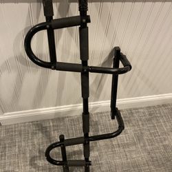Pull Up Bar