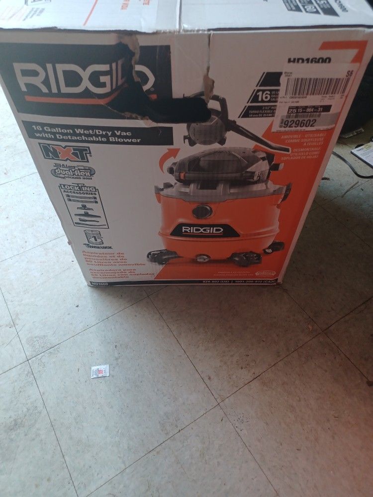 Ridgid 16 Gallon Wet Dry Vac With Detachable Blower
