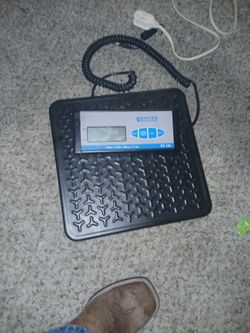 Scale Baterry And Power