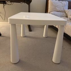 Mammut Ikea Children’s Table