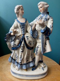 Colonial Dancing Couple Figurine