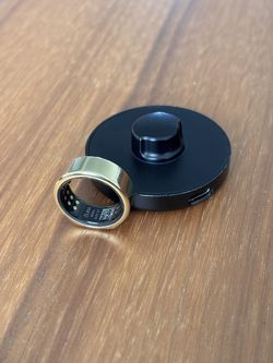 Oura Ring Gen 3- Size 7, Gold