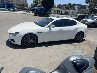2014 Maserati Ghibli