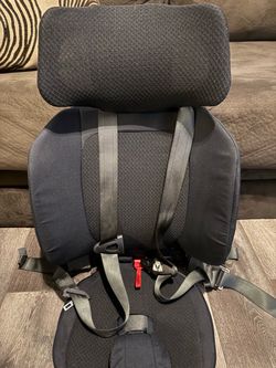 WAYB Pico Portable Travel Car Seat + Carry Bag
