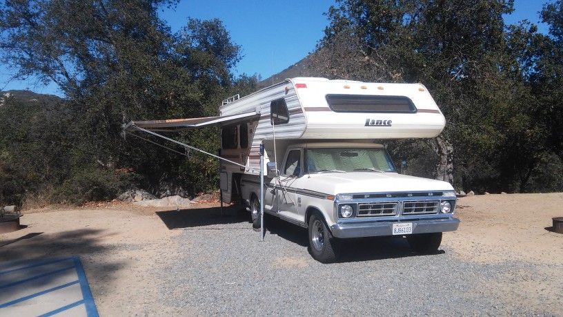 Lance Camper 