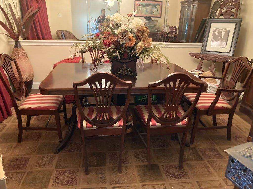 Duncan Phyfe Dining Room Set