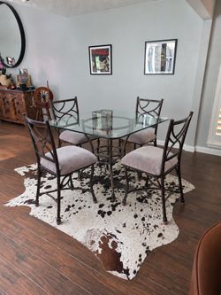 Glass Top Dining Table Set with 4 barstool Chairs